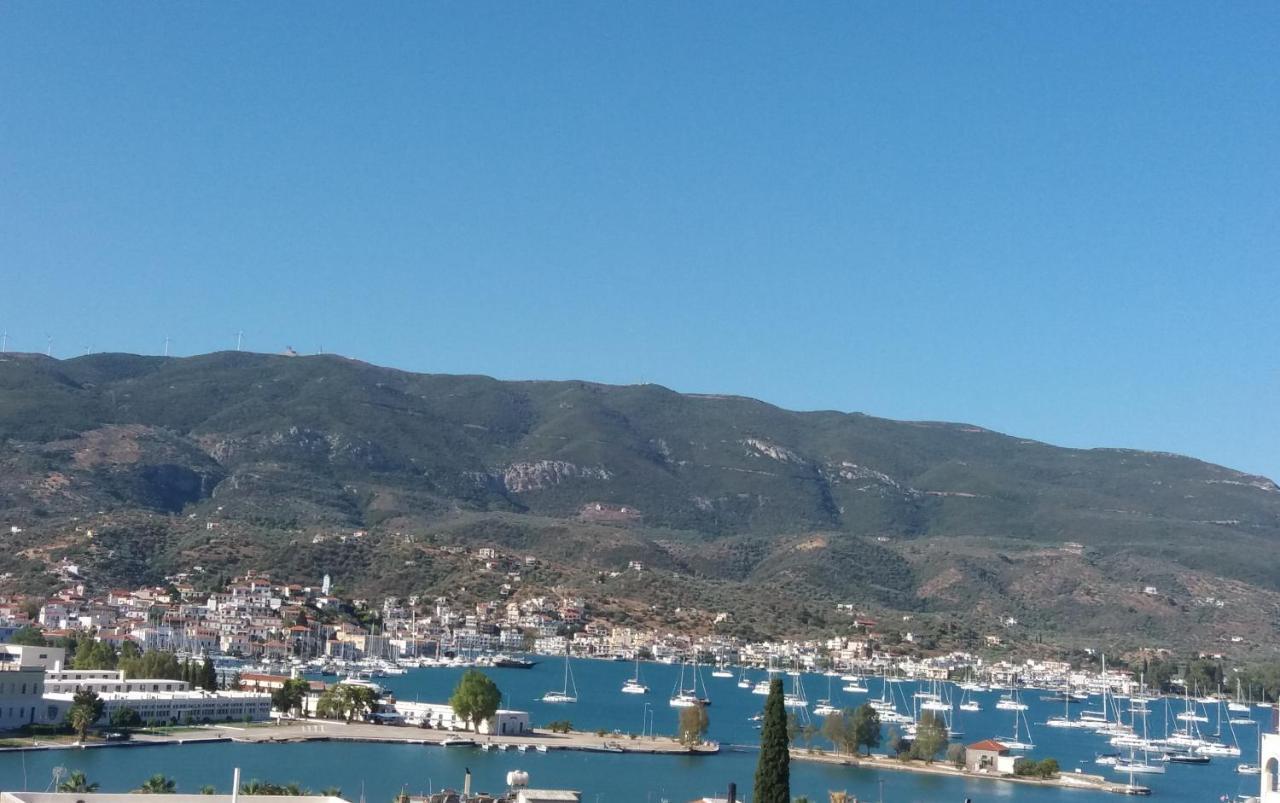Forest & Sea Apartment Poros Town Esterno foto