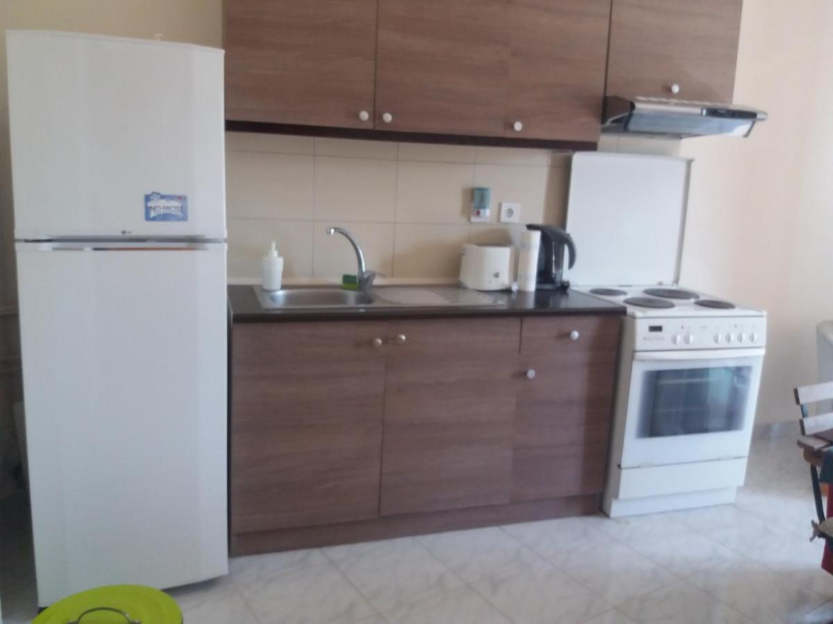 Forest & Sea Apartment Poros Town Esterno foto