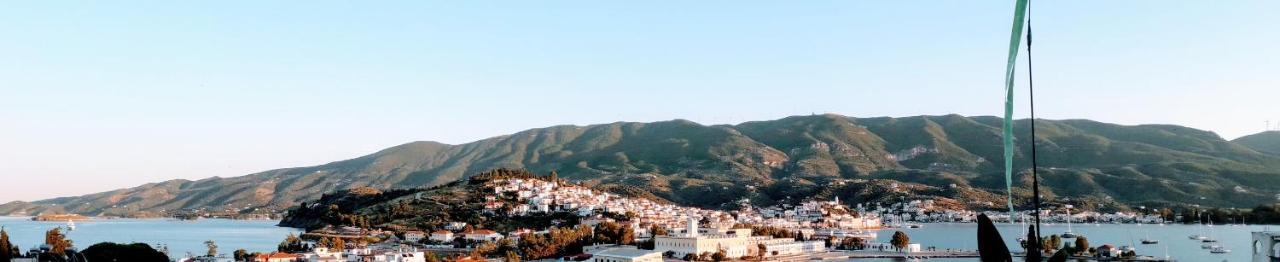 Forest & Sea Apartment Poros Town Esterno foto